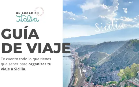 Guía de viaje para organizar tu aventura en Sicilia. Paisaje costero con el Etna al fondo.