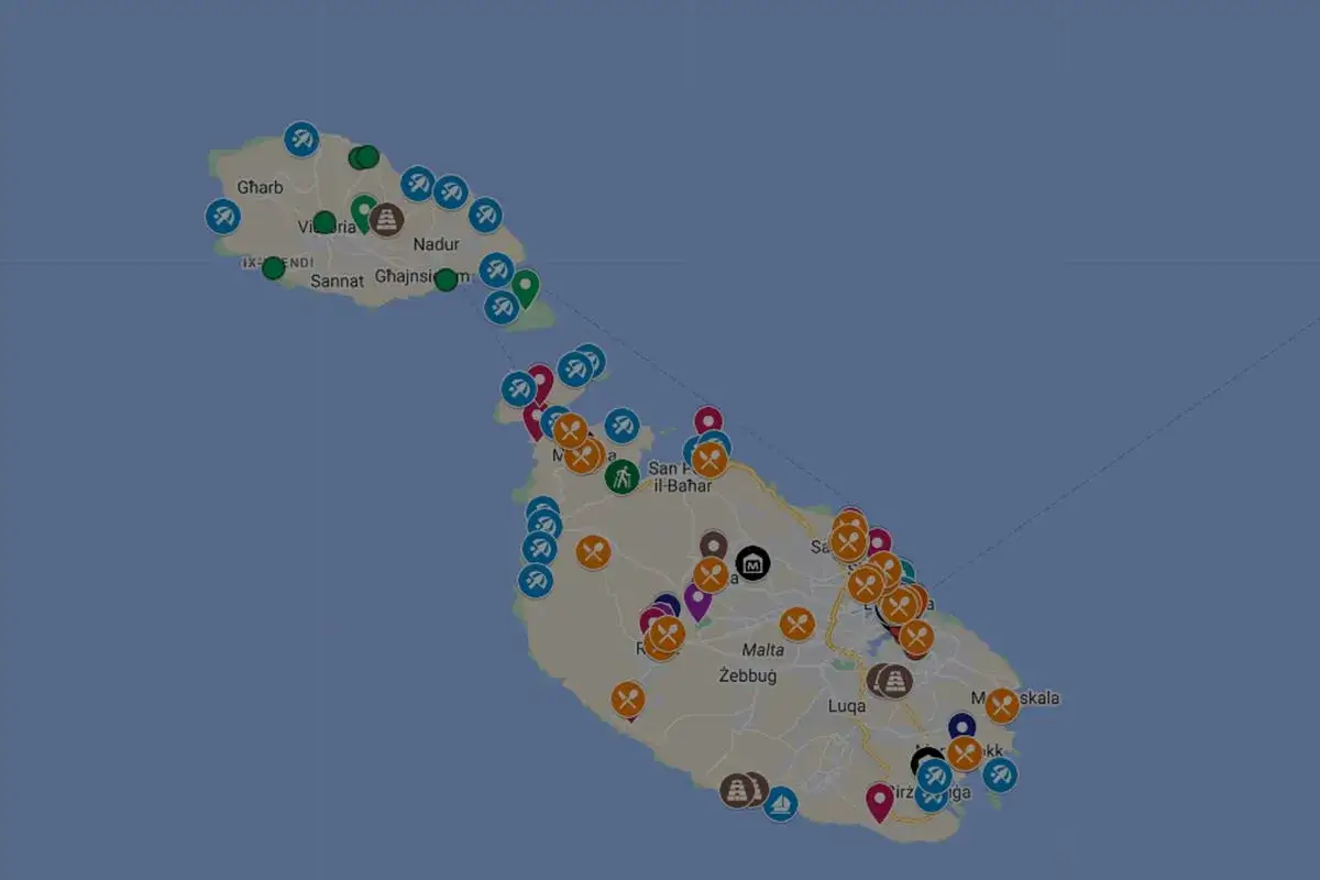 Mapa de Malta con iconos de lugares de inter&eacute;s. Planifica cu&aacute;ntos d&iacute;as ir a Malta explorando sus puntos tur&iacute;sticos.